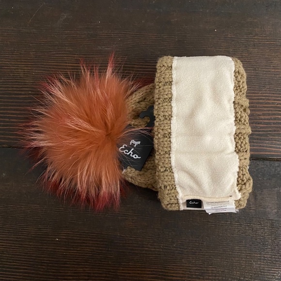 Echo New York Cable Knit Fur Pom Hat NWT OS - Picture 5 of 5
